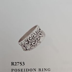 Silpada Silver Scrollwork Ring